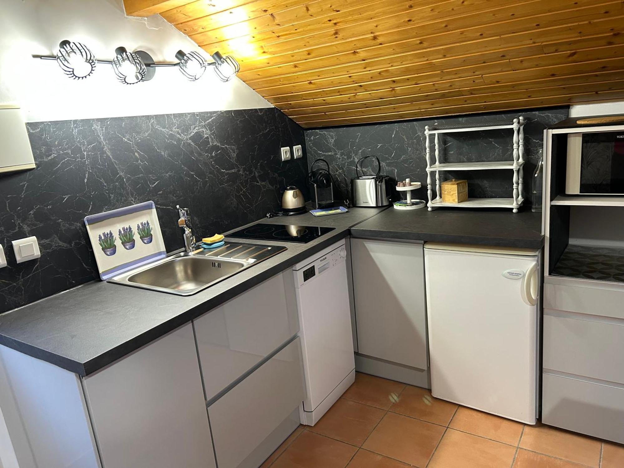 Le Petit Soleil Apartment Siguret Luaran gambar