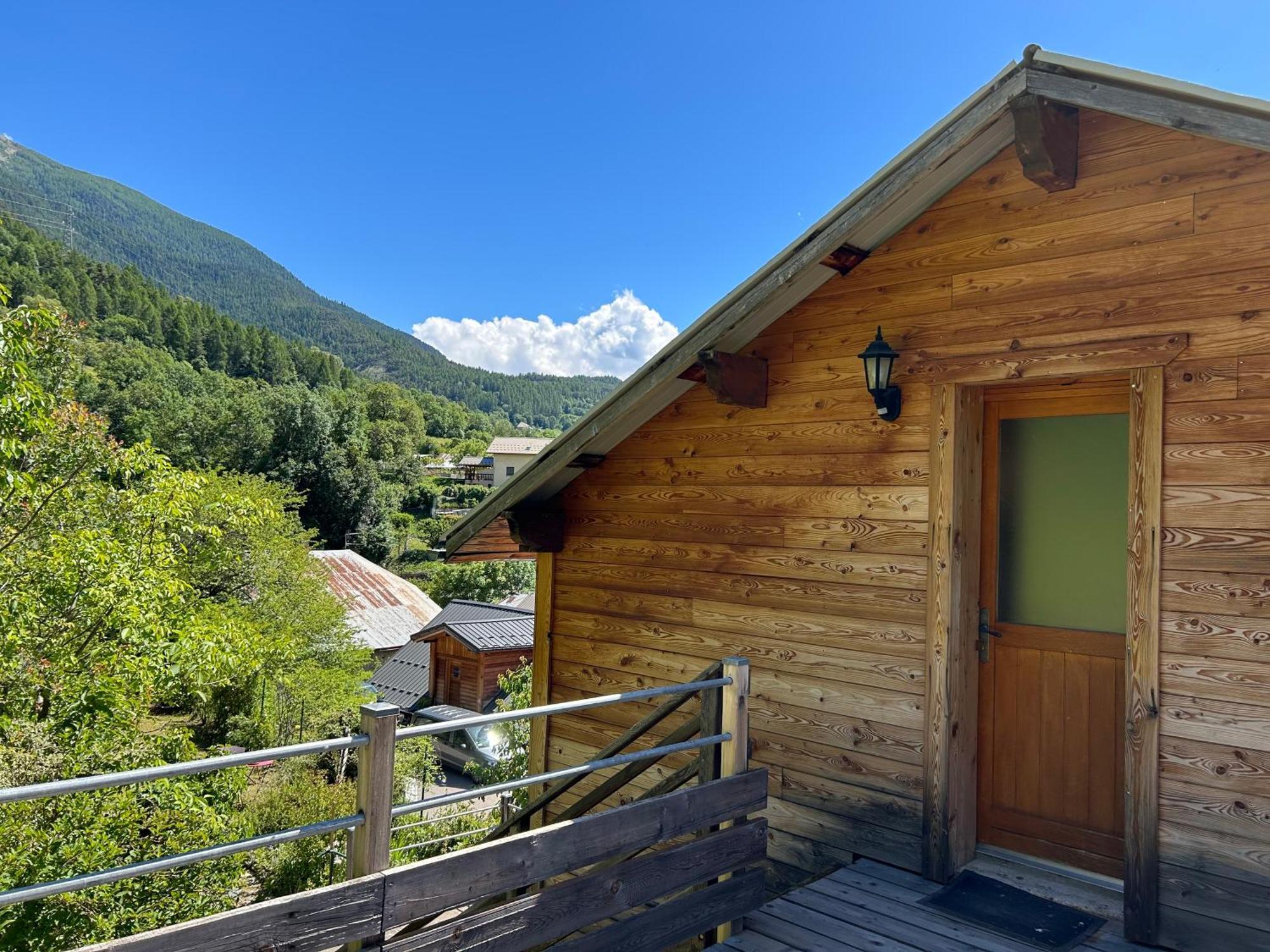 Le Petit Soleil Apartment Siguret Luaran gambar